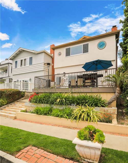 617 Breakers Dr, Corona del Mar, CA, 92625 | Card Image