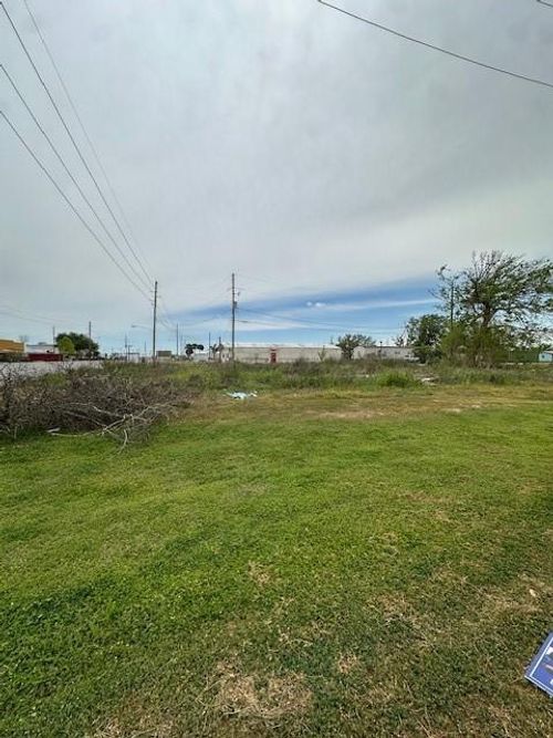 107 Gasquet Ln, Venice, LA, 70091-4217 | Card Image