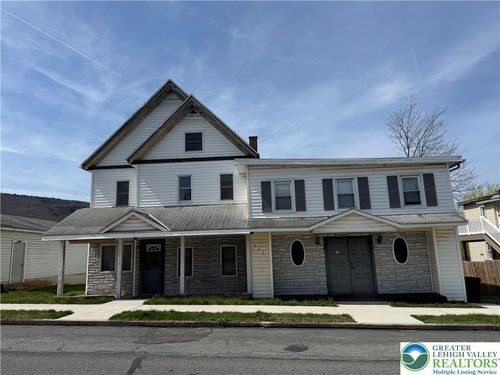 422 White St, Palmerton, PA, 18071-9729 | Card Image