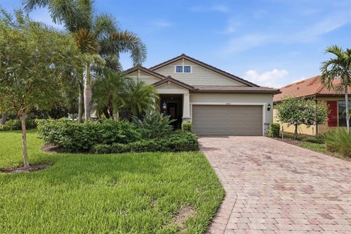 16932 Pelham Pl, Lakewood Ranch, FL, 34202-9210 | Card Image