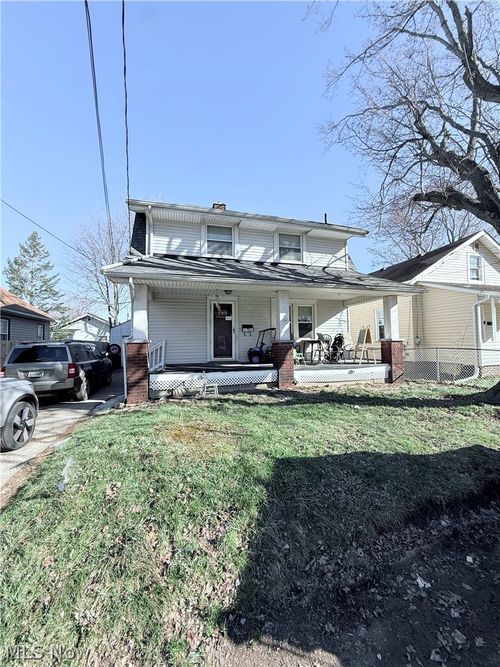 1129 Barton Pl Ne, Canton, OH, 44705-1229 | Card Image