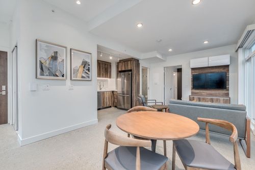 305-1170 Barclay St, Vancouver, BC, V6E1H1 | Card Image