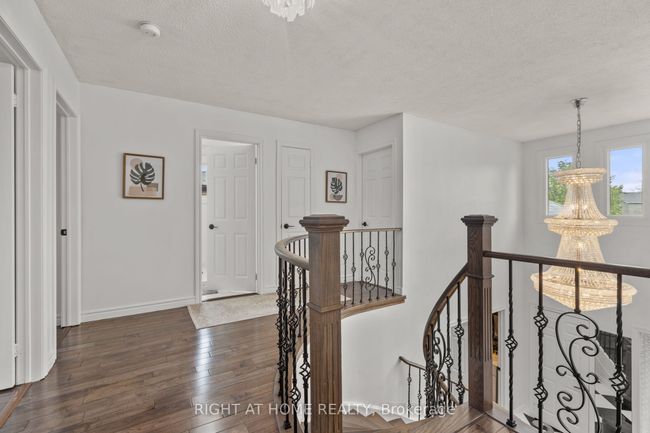 4 Deena Pl, House other with 8 bedrooms, 7 bathrooms and 6 parking in Markham ON | Image 23