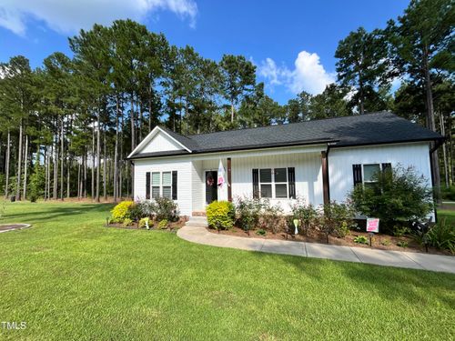 195 Jon Dr, Smithfield, NC, 27577-8923 | Card Image