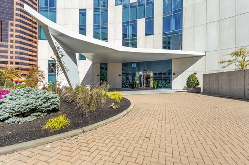 unit-304-1 Roebling Way, Covington, KY, 41011-2376 | Card Image