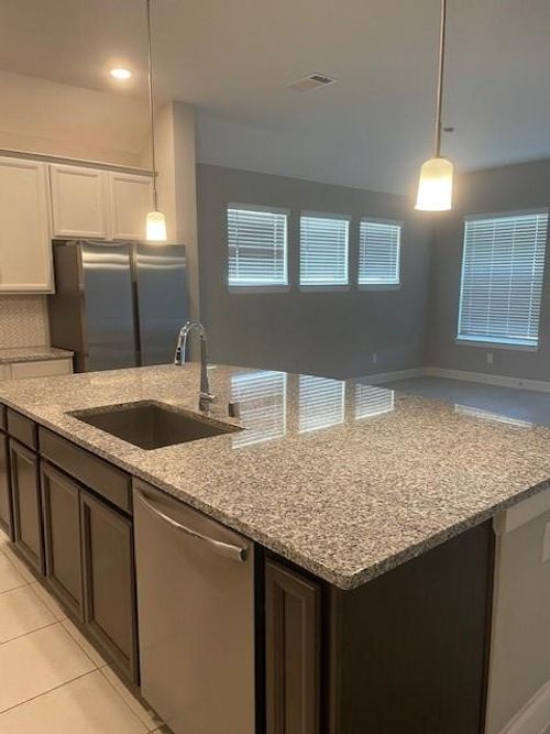 5831 Turquoise Hill Ln, Rosenberg, TX, 77469-3687 | Card Image