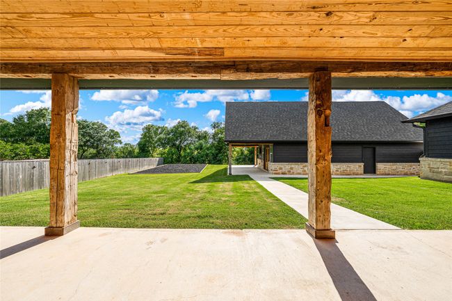 8300 Spicewood Springs Rd, House other with 4 bedrooms, 4 bathrooms and null parking in China Spring TX | Image 25