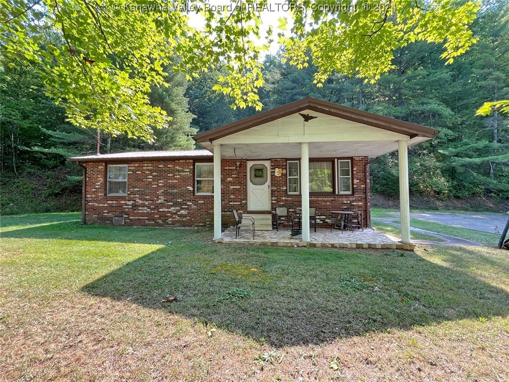 Charleston Rd, Ripley, WV 25271