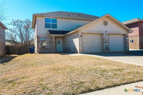 3111 Yaupon Rd, Copperas Cove, TX, 76522-7943 | Card Image