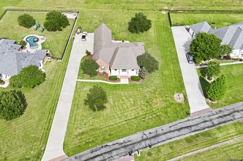 10456 Buddy Gore Rd, Gonzales, LA, 70737-7882 | Card Image