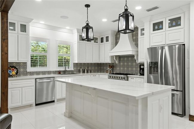1700 6 Th St, House other with 3 bedrooms, 3 bathrooms and 2 parking in Ingleside TX | Image 9