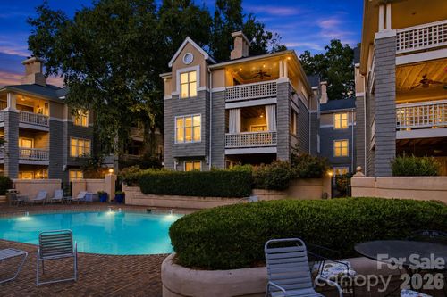32-308 Queens Rd, Charlotte, NC, 28204-3209 | Card Image