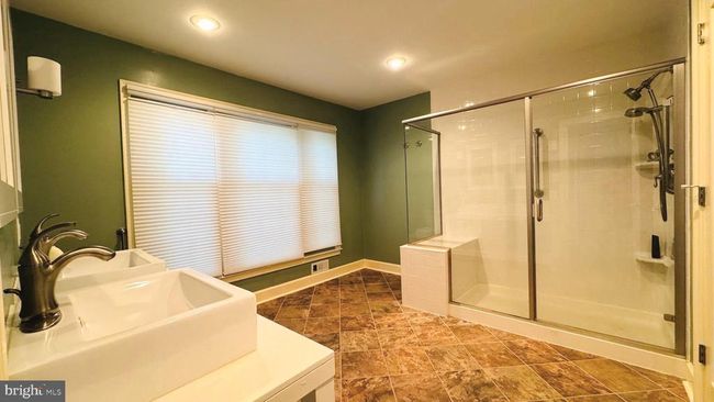 2015 Soapstone Dr, House other with 4 bedrooms, 5 bathrooms and null parking in RESTON VA | Image 27