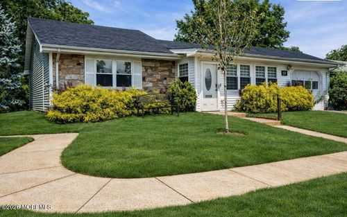 1001-66A Ivy Ct, Lakewood, NJ, 08701-2469 | Card Image