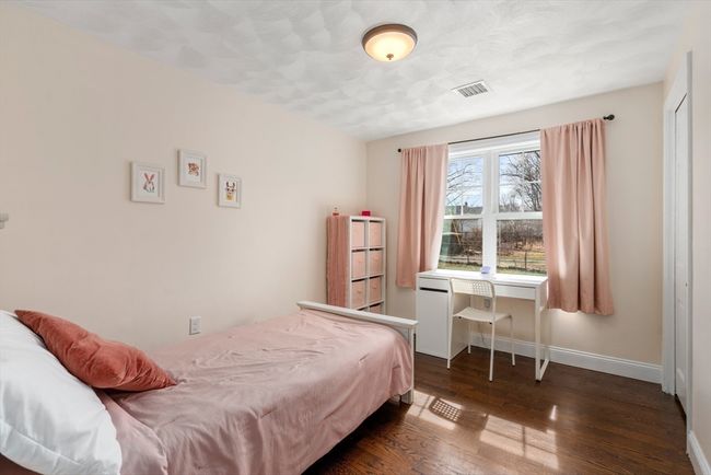 29 Putnam St, House other with 5 bedrooms, 2 bathrooms and 4 parking in Peabody MA | Image 15