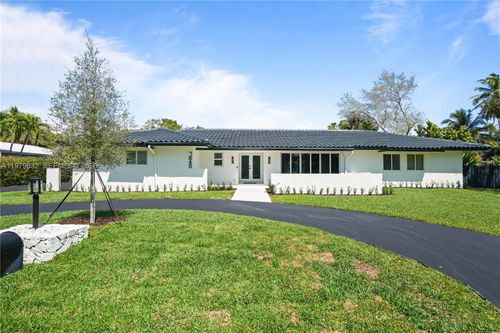 7845 Sw 179th Ter, Palmetto Bay, FL, 33157-6212 | Card Image