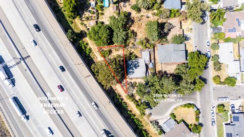 2529 Queen Ct, Stockton, CA, 95203-1251 | Card Image