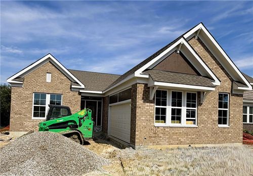 4518 Renaissance Park Dr, Middletown, OH, 45005-3596 | Card Image
