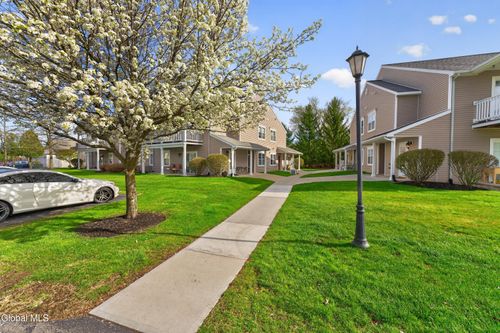 503 Evergreen Pl, Rensselaer, NY, 12144-9516 | Card Image