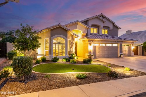 1201 W Beck Ln, Phoenix, AZ, 85023-4452 | Card Image