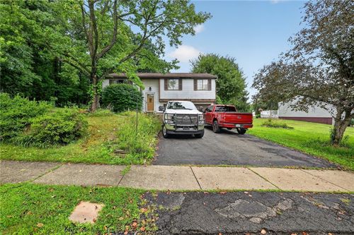 575 Apollo Dr, Freedom, PA, 15042-2707 | Card Image