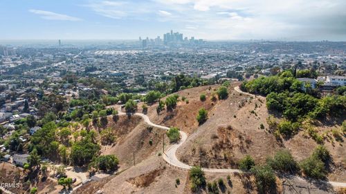 2600 Paradise Dr, Los Angeles, CA, 90032-2576 | Card Image