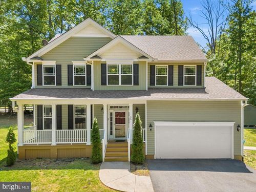 35 Retriever Ct, Bumpass, VA, 23024-4834 | Card Image