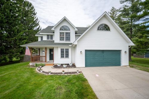 11363 Mckinley Rd, Montrose, MI, 48457-9007 | Card Image