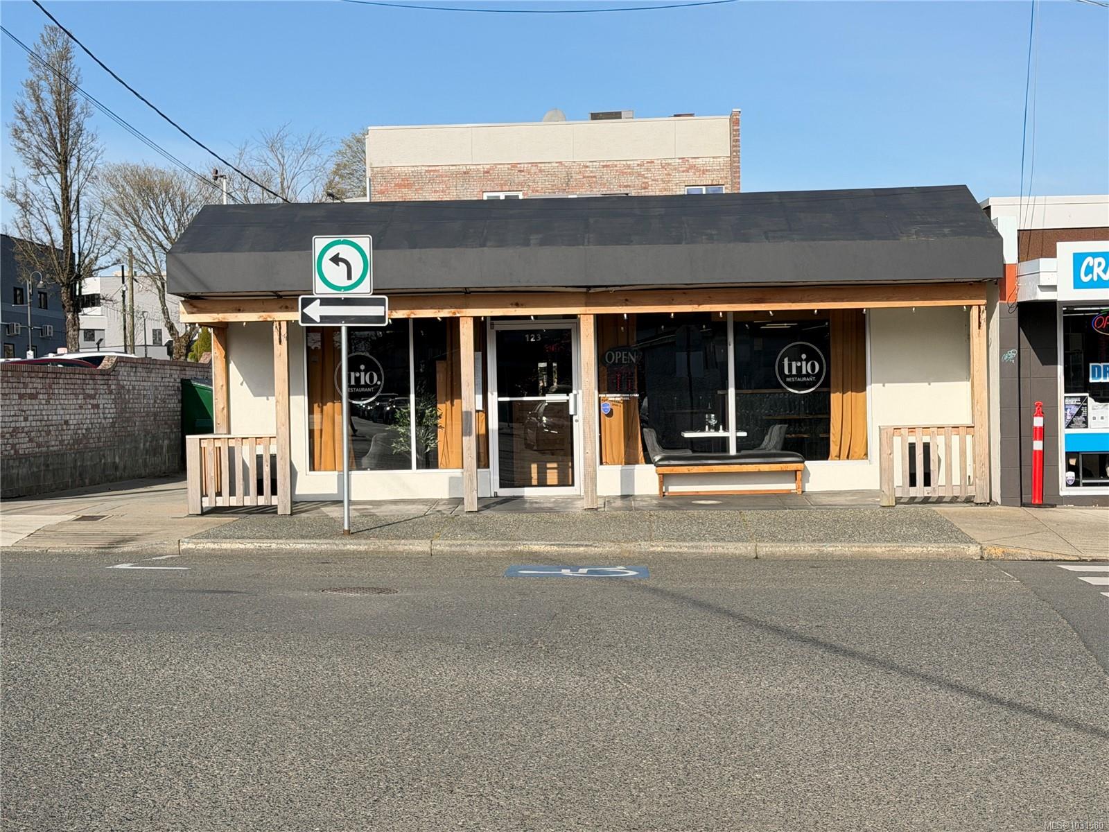 Commercial Sale in Parksville