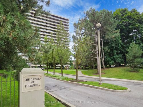 1701-8111 Yonge St, Thornhill, ON, L3T4V9 | Card Image