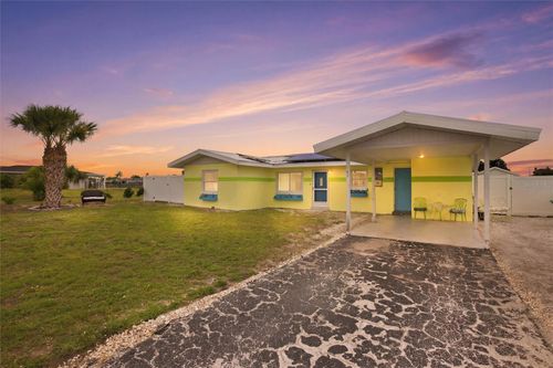 165 W Tarpon Blvd Nw, PORT CHARLOTTE, FL, 33952-7833 | Card Image