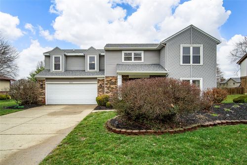 2551 Woodbluff Ln, Washingtn Twp, OH, 45458-9547 | Card Image