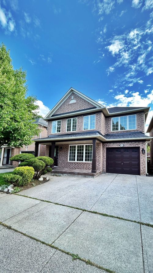2594 Dashwood Dr, Oakville, ON, L6M4C2 | Card Image