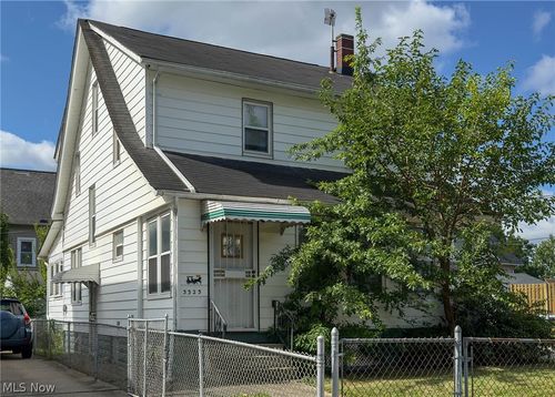 3323 Highview Ave, Cleveland, OH, 44109-2728 | Card Image