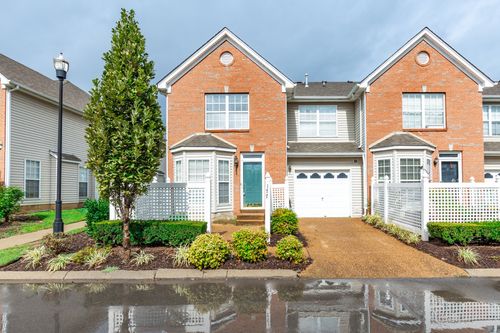 177 Stanton Hall Ln, Franklin, TN, 37069-8461 | Card Image