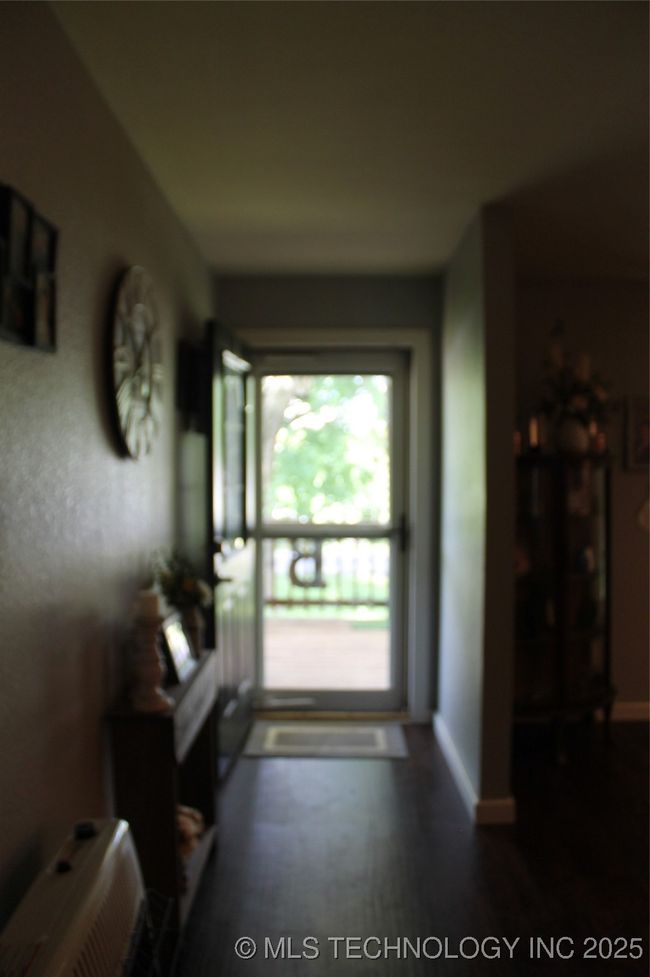 630 S Oyama St, House other with 3 bedrooms, 2 bathrooms and null parking in Kiowa OK | Image 6