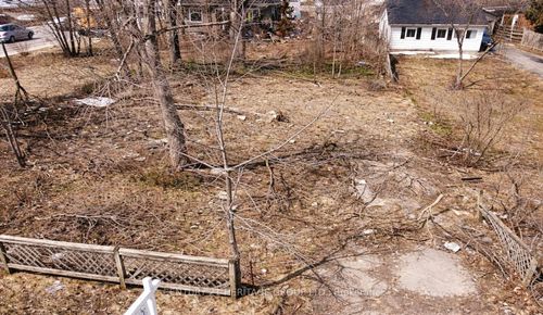 114 Henry St, Barrie, ON, L4N1C8 | Card Image