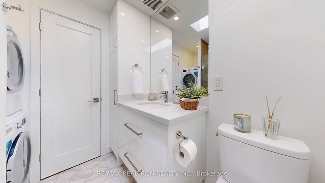 92 Walpole Ave, House attached with 2 bedrooms, 1 bathrooms and null parking in Toronto ON | Image 28