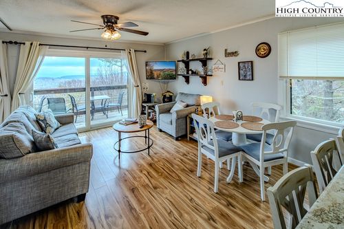 327-103 Upper Holiday Ln, Beech Mountain, NC, 28604-9924 | Card Image
