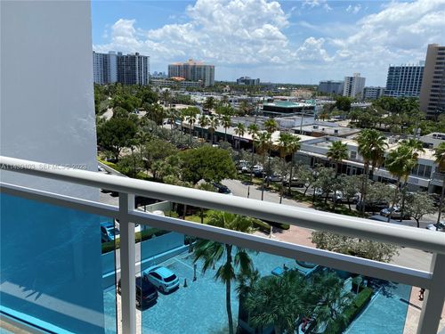 712-3430 Galt Ocean Dr, Fort Lauderdale, FL, 33308-7045 | Card Image