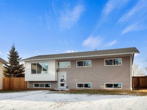 6308-50a Street Close, Ponoka, AB, T4J1E5 | Card Image