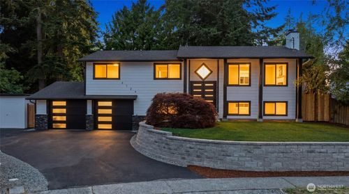 6126 189th Pl Sw, Lynnwood, WA, 98036-5132 | Card Image