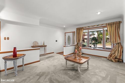 20400 Edmunton, St Clair Shores, MI, 48080 | Card Image