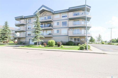 303-345 Morrison Dr, Yorkton, SK, S3N3C4 | Card Image