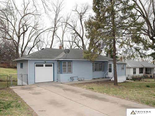 1903 Childs Rd E, Bellevue, NE, 68005-4307 | Card Image