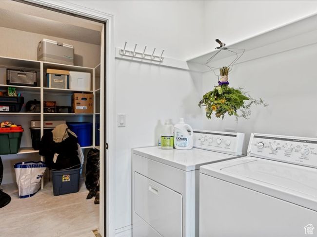 898 E 260 N, House other with 4 bedrooms, 5 bathrooms and 9 parking in Hyde Park UT | Image 41