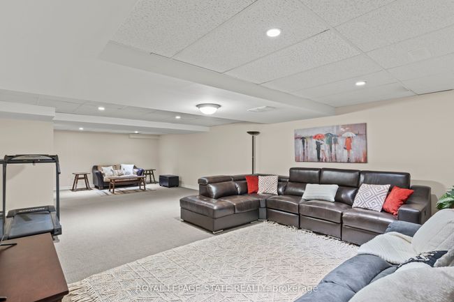 2409 Norland Dr, House other with 4 bedrooms, 4 bathrooms and 2 parking in Burlington ON | Image 38