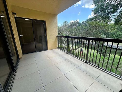 205b6-5701 Riverside Dr, Coral Springs, FL, 33067-2939 | Card Image