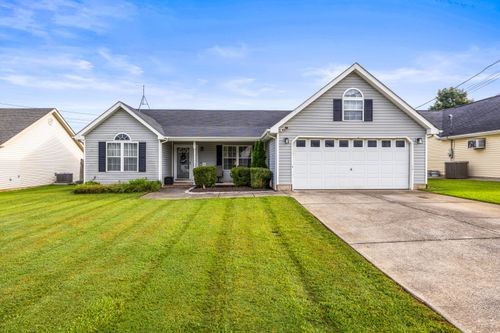 699 Colony Cir, Fort Oglethorpe, GA, 30742-3977 | Card Image