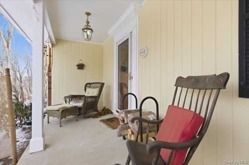 15 Lake Gilead Rd, Carmel, NY, 10512-2207 | Card Image